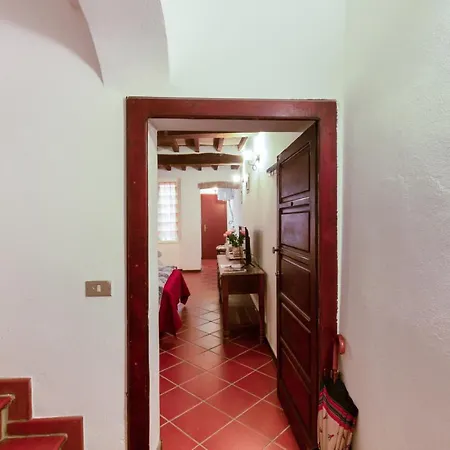Apartment Portici Antichi Monolocale A 5 Min Dal Duomo *