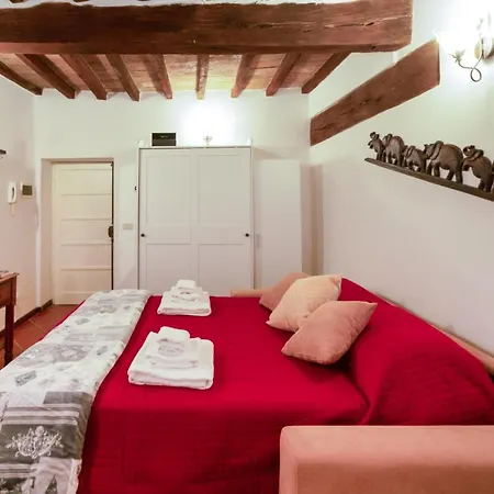 Apartment Portici Antichi Monolocale A 5 Min Dal Duomo Parma
